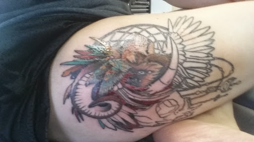 Tattoo Shop «Skinny Buddha Tattoo», reviews and photos, 203 S Monroe Ave, Green Bay, WI 54301, USA