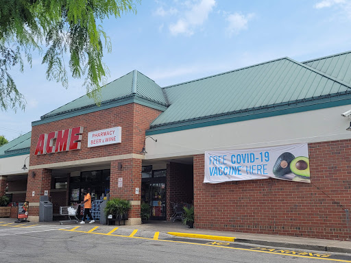 Shopping Mall «Bond Shopping Center», reviews and photos, 1891 S State Rd, Upper Darby, PA 19082, USA