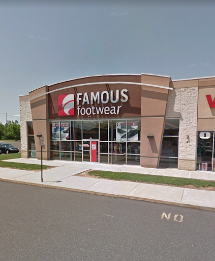 Shoe Store «Famous Footwear», reviews and photos, 180 N West End Blvd, Quakertown, PA 18951, USA