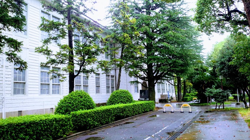 兵庫県立大学 姫路環境人間キャンパス 学術情報館