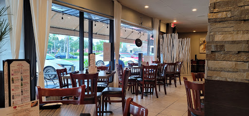 Shopping Mall «Gateway Shopping Center», reviews and photos, 1900 E Sunrise Blvd, Fort Lauderdale, FL 33304, USA