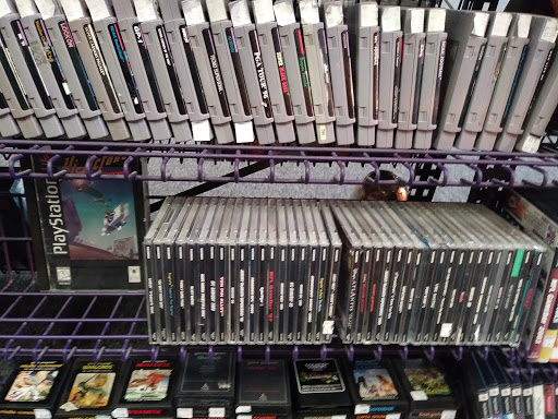 Comic Book Store «HEEBEEGEEBEEZ», reviews and photos, 1986 N Hill Field Rd, Layton, UT 84041, USA