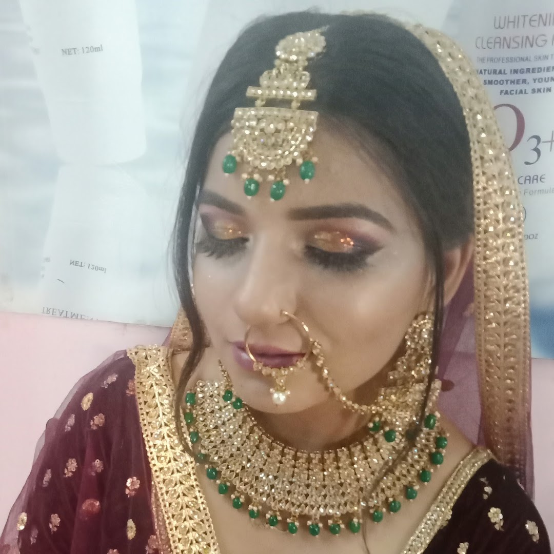 Tanishq A Beauty Salon & Professional Bridal Make Up Studio