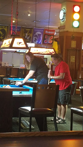 Sports Bar «Brass Rail Sports Bar, Restaurant & Pool Hall», reviews and photos, 4940 NE 81st St, Kansas City, MO 64119, USA