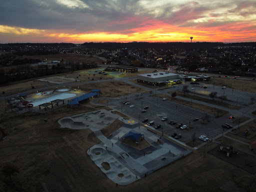 Community Center «NienhuisPark Community Center», reviews and photos, 3201 N 9th St, Broken Arrow, OK 74012, USA