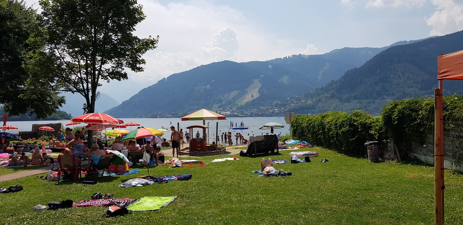 Foto van Strandbad Maishofen met hoog niveau van netheid