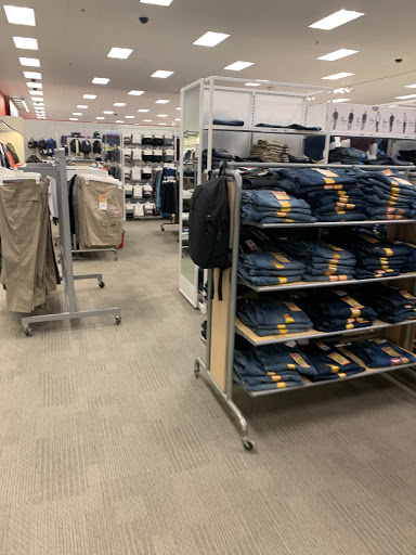 Department Store «Target», reviews and photos, 1111 Brook Forest Ave, Shorewood, IL 60404, USA