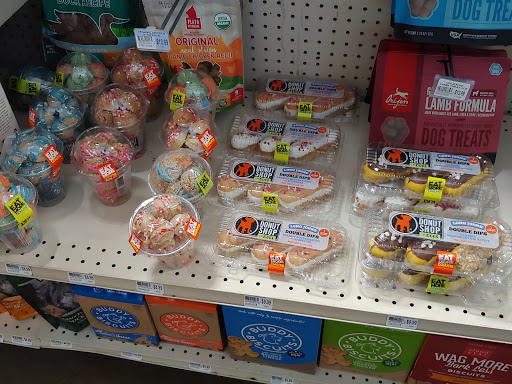 Pet Supply Store «Whole Pets Market», reviews and photos, 911 W Hwy 290, Dripping Springs, TX 78620, USA