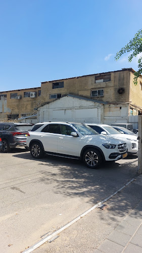 סוכנות רכב טרייד אין R A motors מכרכב בע״מ - סוכנות רכב