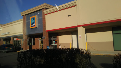 Supermarket «ALDI», reviews and photos, 156 S Liberty Dr, Stony Point, NY 10980, USA