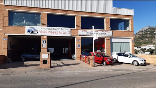 Autotaller Cristóbal Jorquera y José Luis C.B. en Cazorla, Jaén