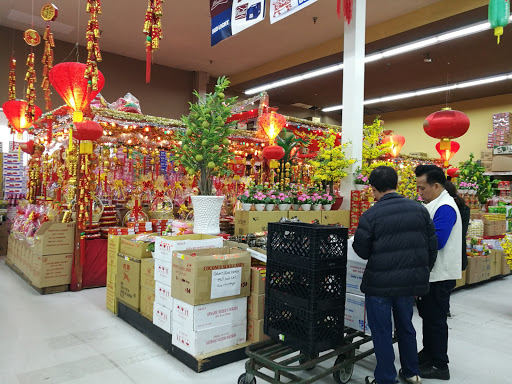 Asian Grocery Store «Hoa Binh Garden Grove Supermarket», reviews and photos, 13922 Brookhurst St, Garden Grove, CA 92843, USA