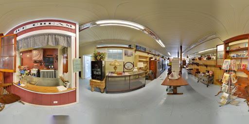 Grocery Store «Riverton General Store», reviews and photos, 2 Main St, Barkhamsted, CT 06063, USA