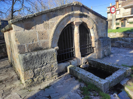 Fuente Románica, Hito histórico en Fresno de la Fuente,Segovia