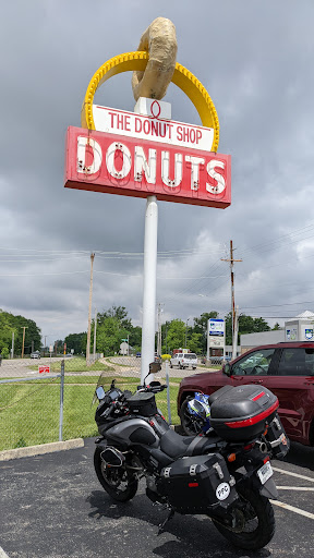 Donut Shop «The Donut Shop», reviews and photos, 104 W Main St, Russells Point, OH 43348, USA