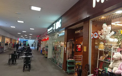 Caulfield Plaza Shopping Centre image