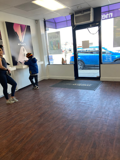 MetroPCS Authorized Dealer, 188 Brighton Ave, Allston, MA 02134, USA, 