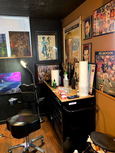 Tattoo Shop «New Breed Tattoo», reviews and photos, 207 North St, West Lafayette, IN 47906, USA