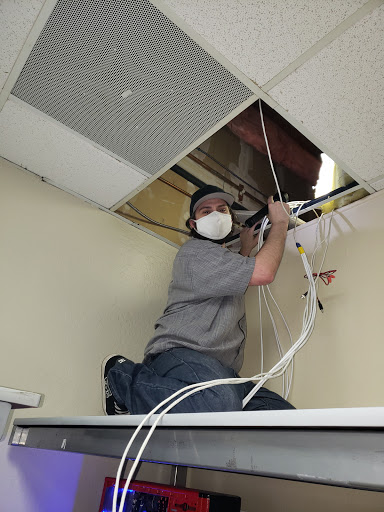 Computer Store «ClickAway Santa Cruz - Verizon Store + Computer Repair + Phone Repair», reviews and photos, 303 Potrero St #42/105, Santa Cruz, CA 95060, USA