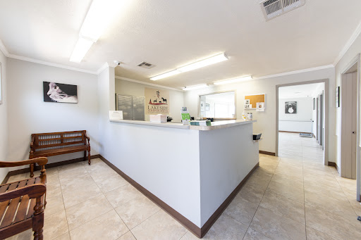 Lakeside Veterinary Hospital image