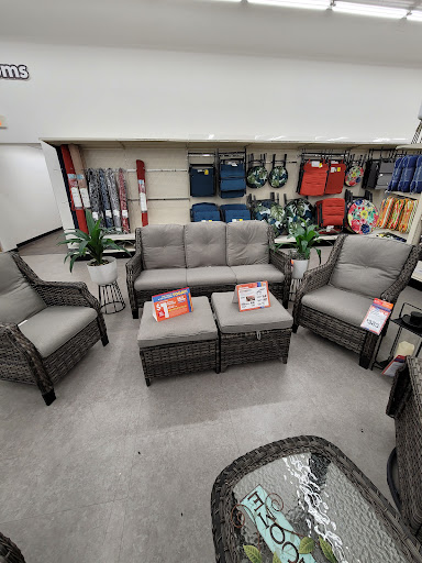 Discount Store «Big Lots», reviews and photos, 600 W 15th St, Plano, TX 75075, USA