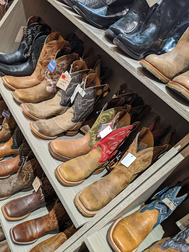 Western Apparel Store «Boot Barn», reviews and photos, 416 Pinnacle Pkwy, Bristol, TN 37620, USA
