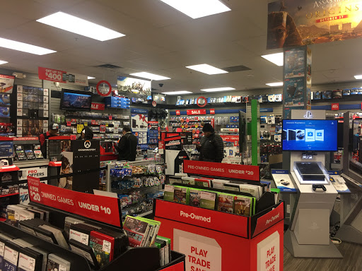 GameStop, 1818 165th St, Hammond, IN 46320, USA, 