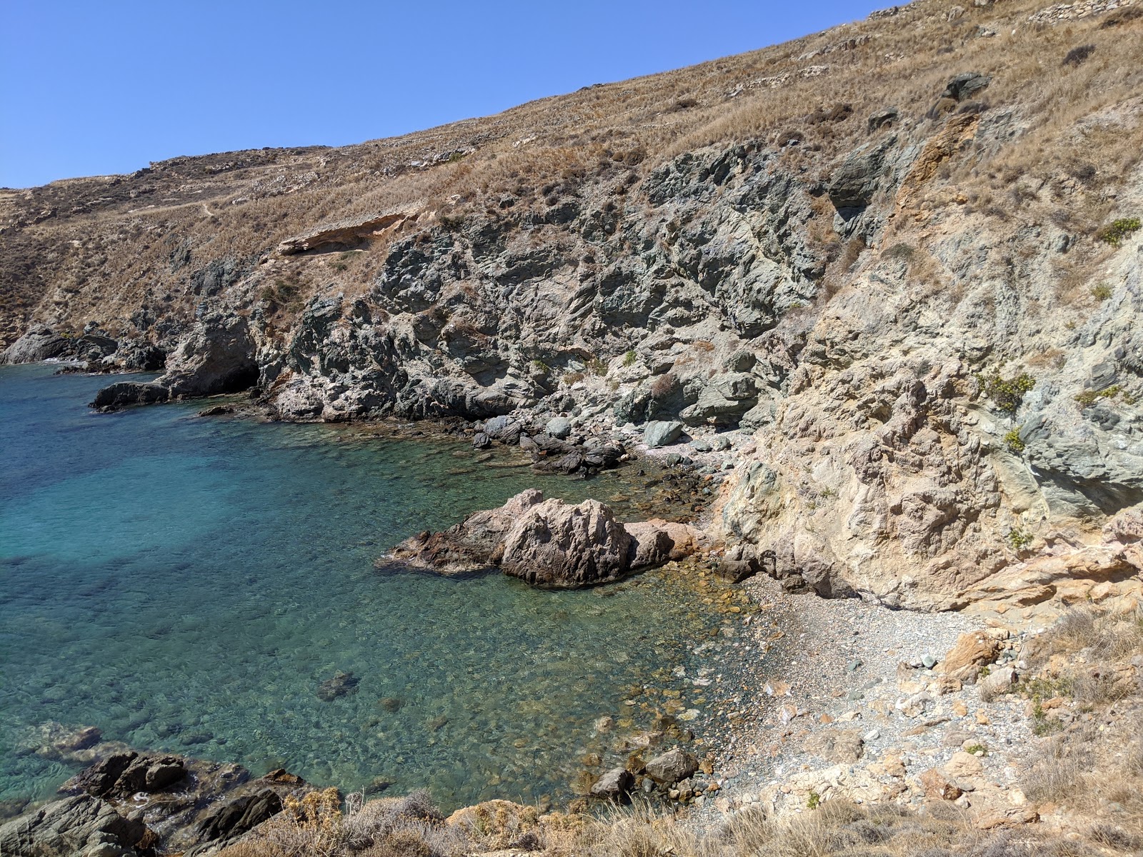 Foto van Katergaki  beach met stenen oppervlakte