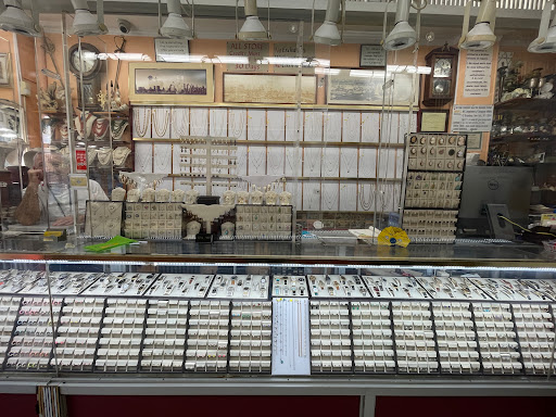 Jeweler «K & D Jewelry & Gold Buyers», reviews and photos, 37-15 Ditmars Blvd, Astoria, NY 11105, USA