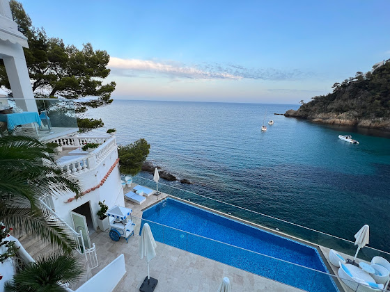 Équipements hôtels Hôtel La Calanque 83240 Cavalaire-sur-Mer