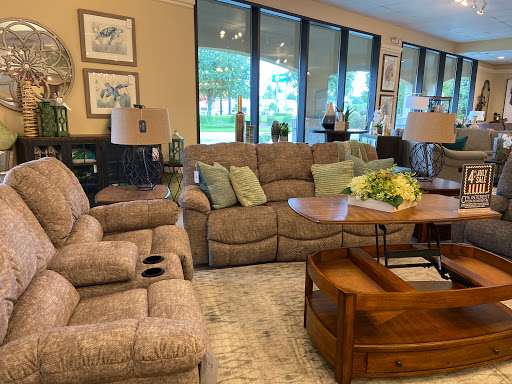 Furniture Store «La-Z-Boy Furniture Galleries», reviews and photos, 4116 Oleander Dr, Wilmington, NC 28403, USA