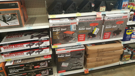 Hardware Store «Harbor Freight Tools», reviews and photos, 6020 Lankershim Blvd, North Hollywood, CA 91606, USA