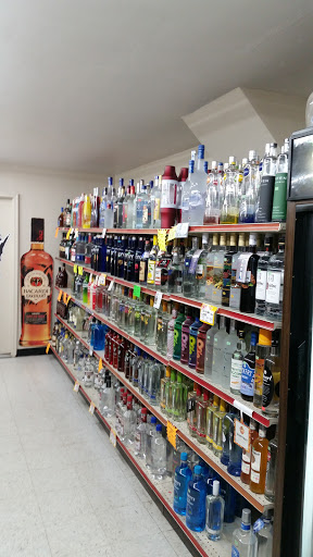 Liquor Store «Layton Beer & Liquor», reviews and photos, 2008 W Layton Ave, Milwaukee, WI 53221, USA