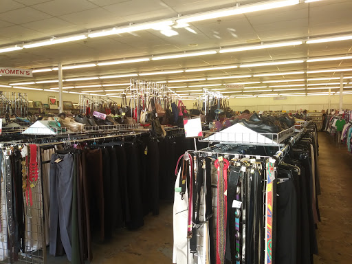 Thrift Store «The Salvation Army Family Store & Donation Center», reviews and photos, 6715 Dempster St, Morton Grove, IL 60053, USA