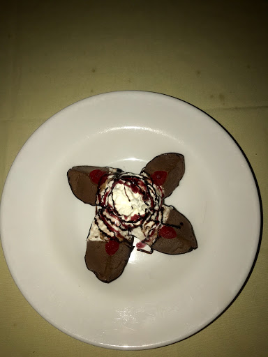 Italian Restaurant «Mascali Restaurant & Specialty Market», reviews and photos, 277 Larkfield Rd, East Northport, NY 11731, USA