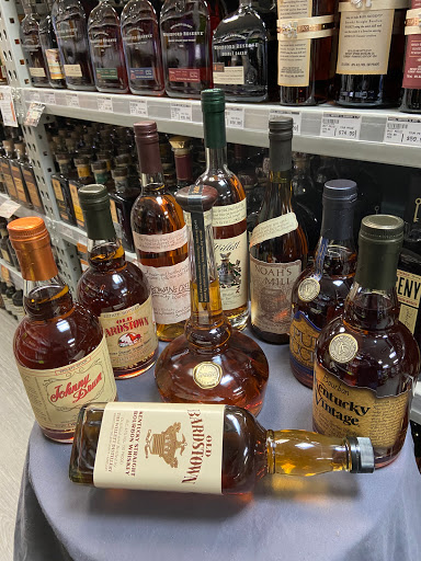 Beer Store «Absolutely Wine Or Spirits», reviews and photos, 5305 Village Center Dr #102, Columbia, MD 21044, USA