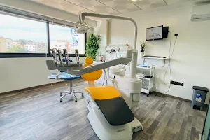 Centre Dentaire Horizon - Dr Agunaou Houda image