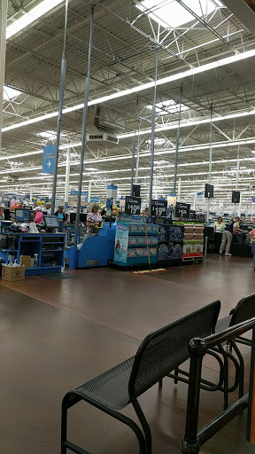 Department Store «Walmart Supercenter», reviews and photos, 7450 Cypress Gardens Blvd, Winter Haven, FL 33884, USA