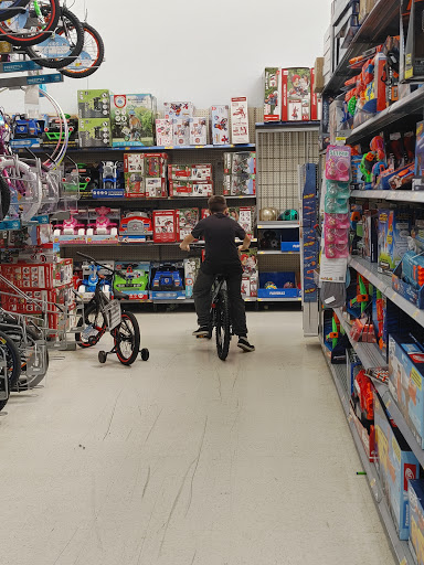 Discount Store «Walmart», reviews and photos, 40 Drury Dr, La Plata, MD 20646, USA