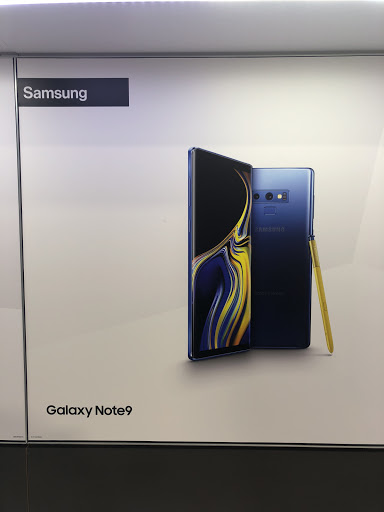 Cell Phone Store «Little Neck Verizon Wireless», reviews and photos, 254-37 Horace Harding Expy, Little Neck, NY 11362, USA