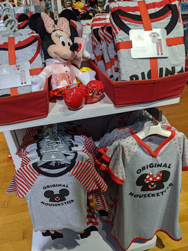 Toy Store «Disney Store», reviews and photos, 7600 Kingston Pike, Knoxville, TN 37919, USA