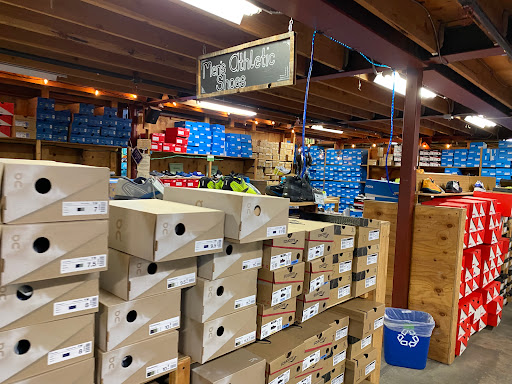 Bicycle Store «Sports Basement Walnut Creek», reviews and photos, 1881 Ygnacio Valley Rd, Walnut Creek, CA 94598, USA