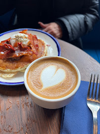 Cappuccino du Restaurant brunch Kozy Notre Dame- All day Brunch & Coffee à Paris - n°4