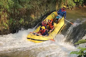 RaftingKalibaru.com image