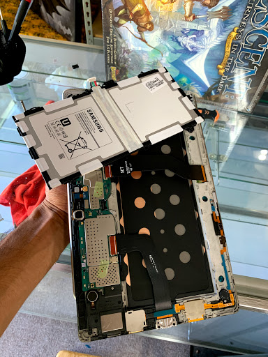 Cell Phone Store «Phone Geek Cellular Repair», reviews and photos, 6125 S Sheridan Rd, Tulsa, OK 74133, USA