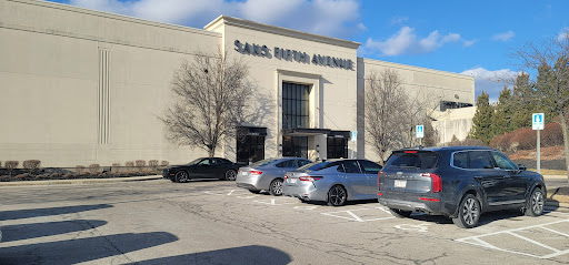Saks Fifth Avenue, 1350 Polaris Pkwy, Columbus, OH 43240, USA, 