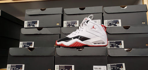 Shoe Store «WSS», reviews and photos, 11820 Firestone Blvd, Norwalk, CA 90650, USA