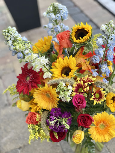 Florist «Dillon-Chapin Inc», reviews and photos, 161 White St, Hartford, CT 06114, USA