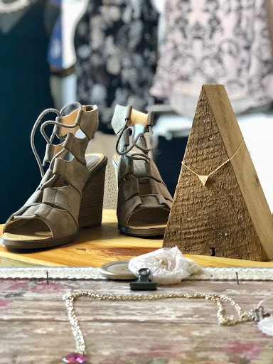 Consignment Shop «Style M.E. Boutique», reviews and photos, 563 N Drake Rd, Kalamazoo, MI 49009, USA