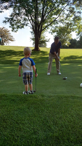 Country Club «Geneva Golf & Country Club», reviews and photos, 3100 Bidwell Rd, Muscatine, IA 52761, USA